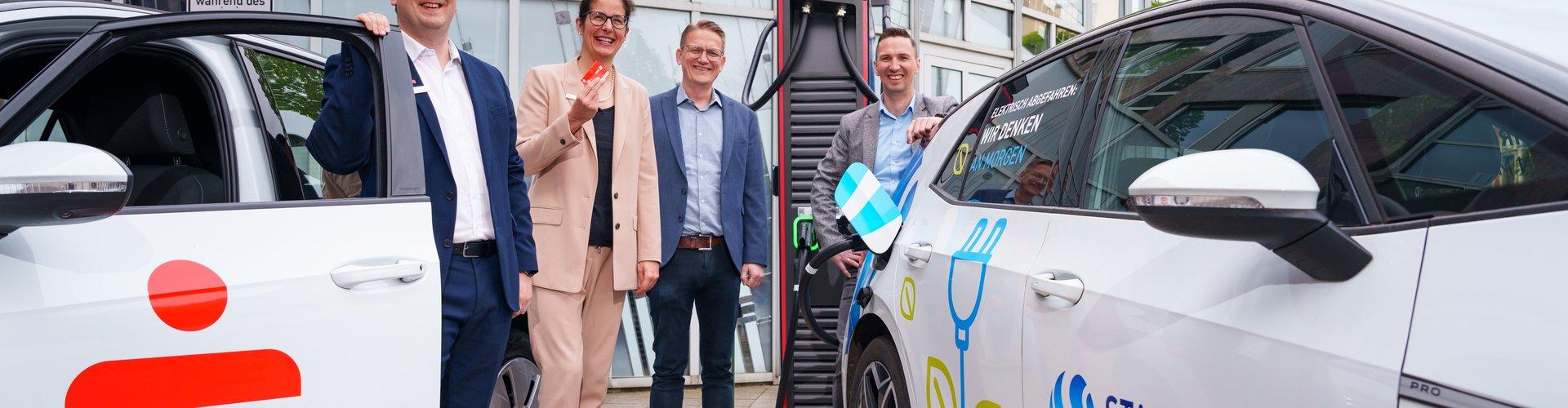 202405_stadtwerke_sparkasse_schnellladesauele