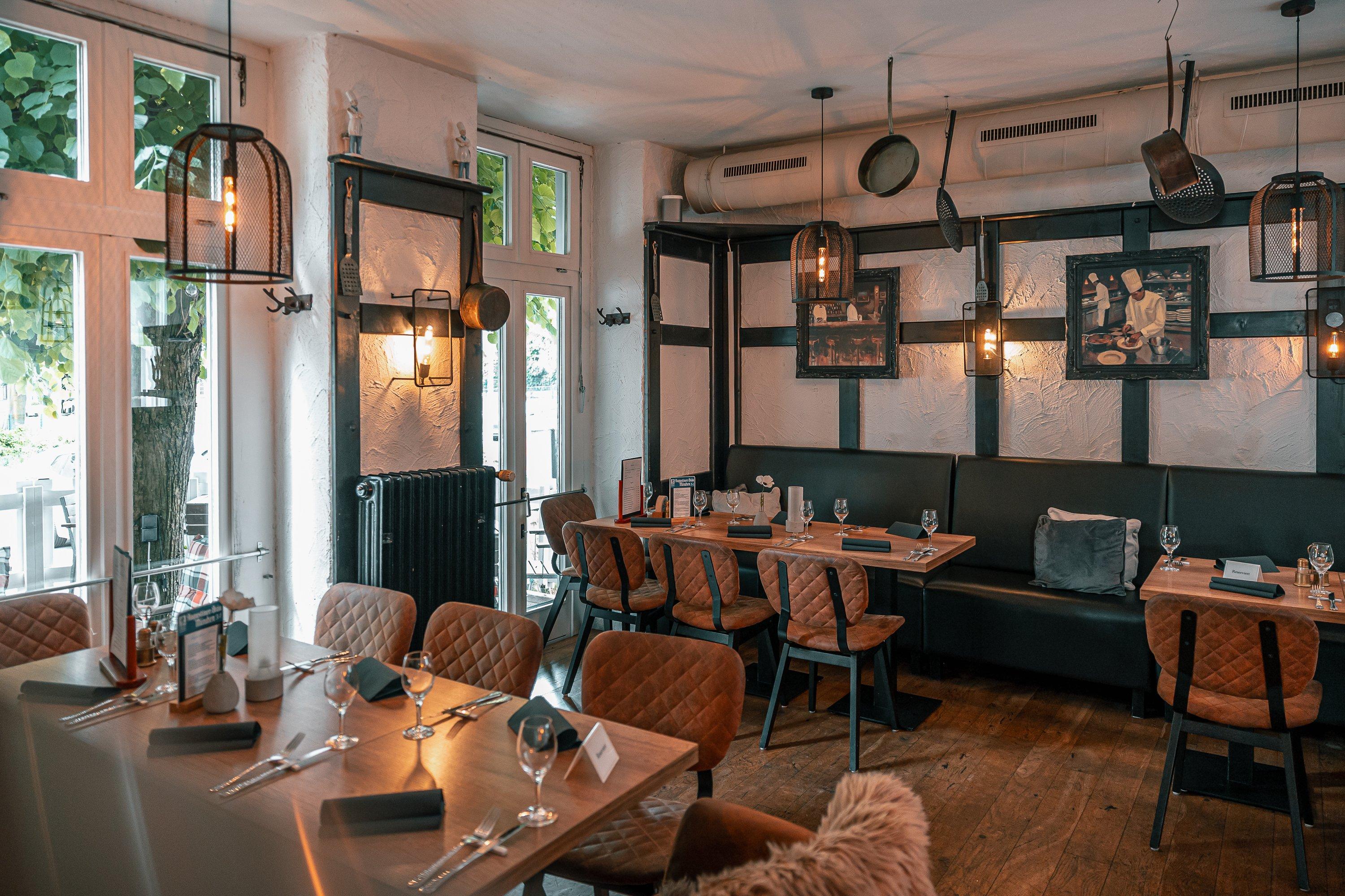 Restaurant JK’s Eleven, Blick in den Speiseraum, Foto: Max Maasen